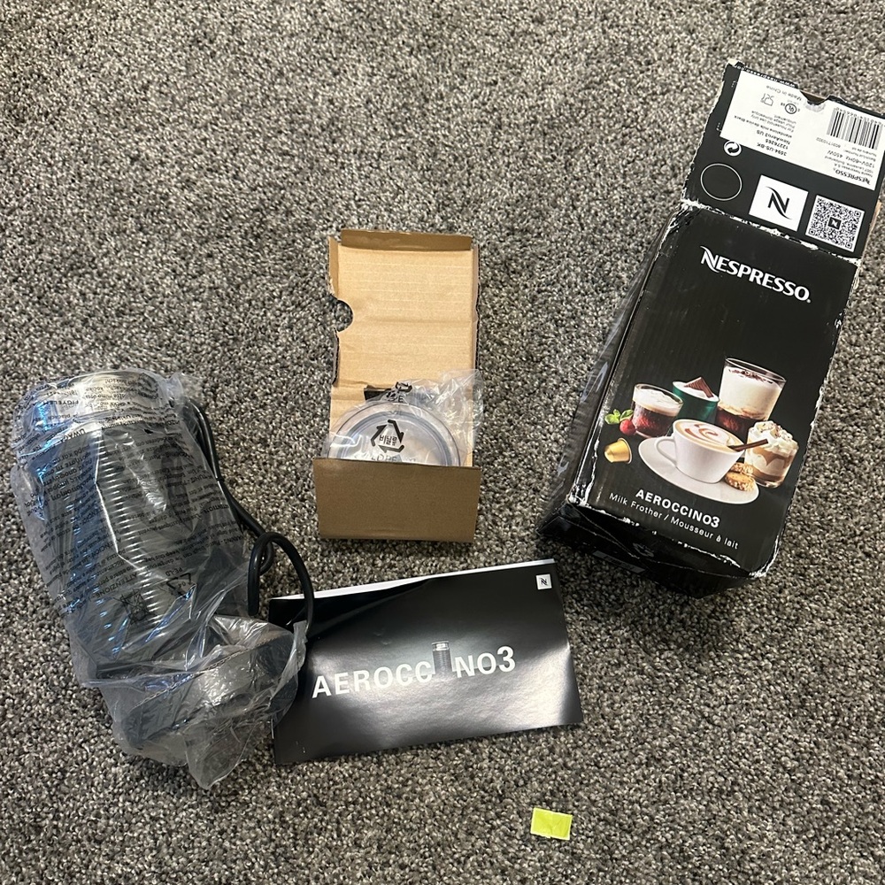 Nespresso Aeroccino 3 Milk Frother Black and Silver NWT - Picture 7 of 10